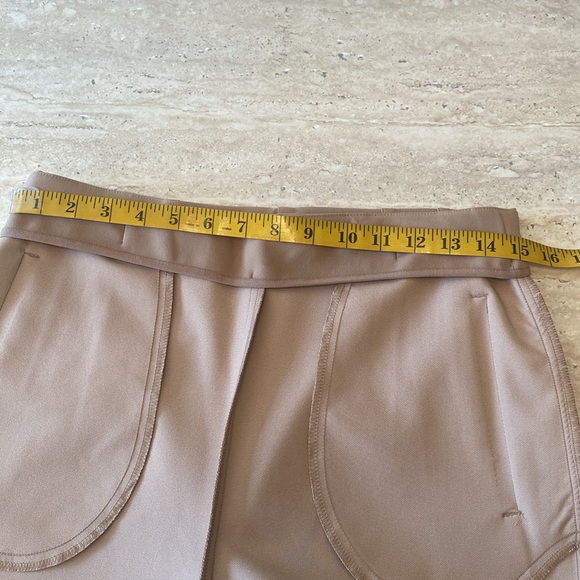 NWOT Rachel Zoe pull in pants, no flaws, see measurements in photos below. - Picture 9 of 11